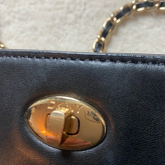 DKNY leather tote/crossbody bag - Picture 5 of 7